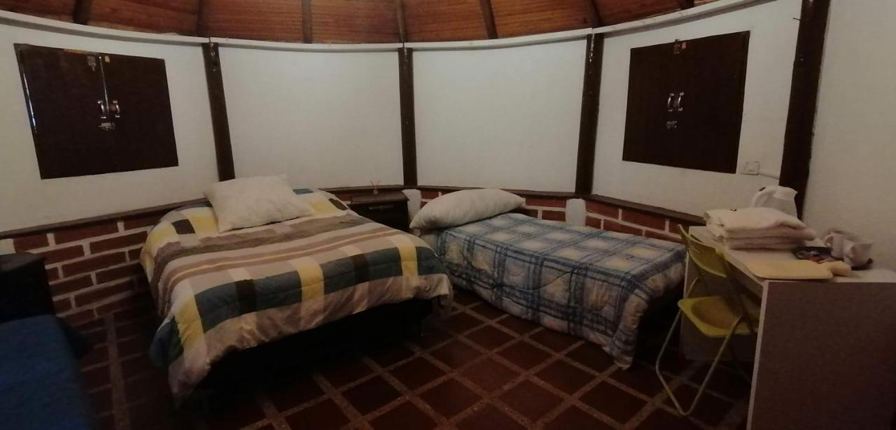 Al Bosque Hostel & Glamping Santa Elena  Exterior foto