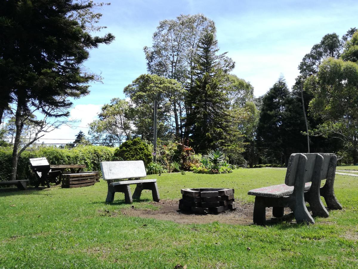 Al Bosque Hostel & Glamping Santa Elena  Exterior foto