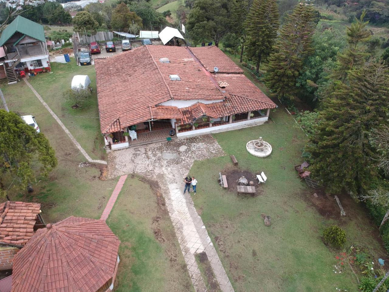 Al Bosque Hostel & Glamping Santa Elena  Exterior foto